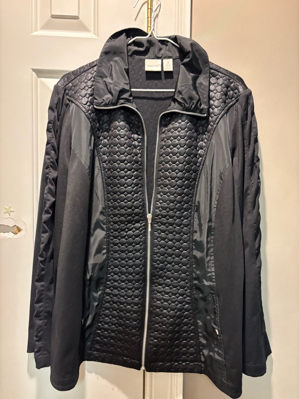 Quilted Front Black Women's Jacket - Lightweight Zip Closure
